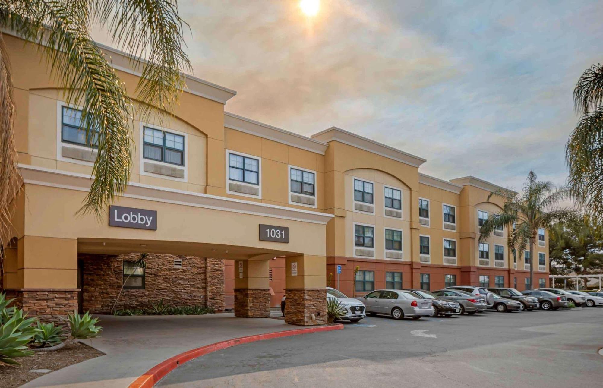 Hotel Extended - Orange County - Hills 2*