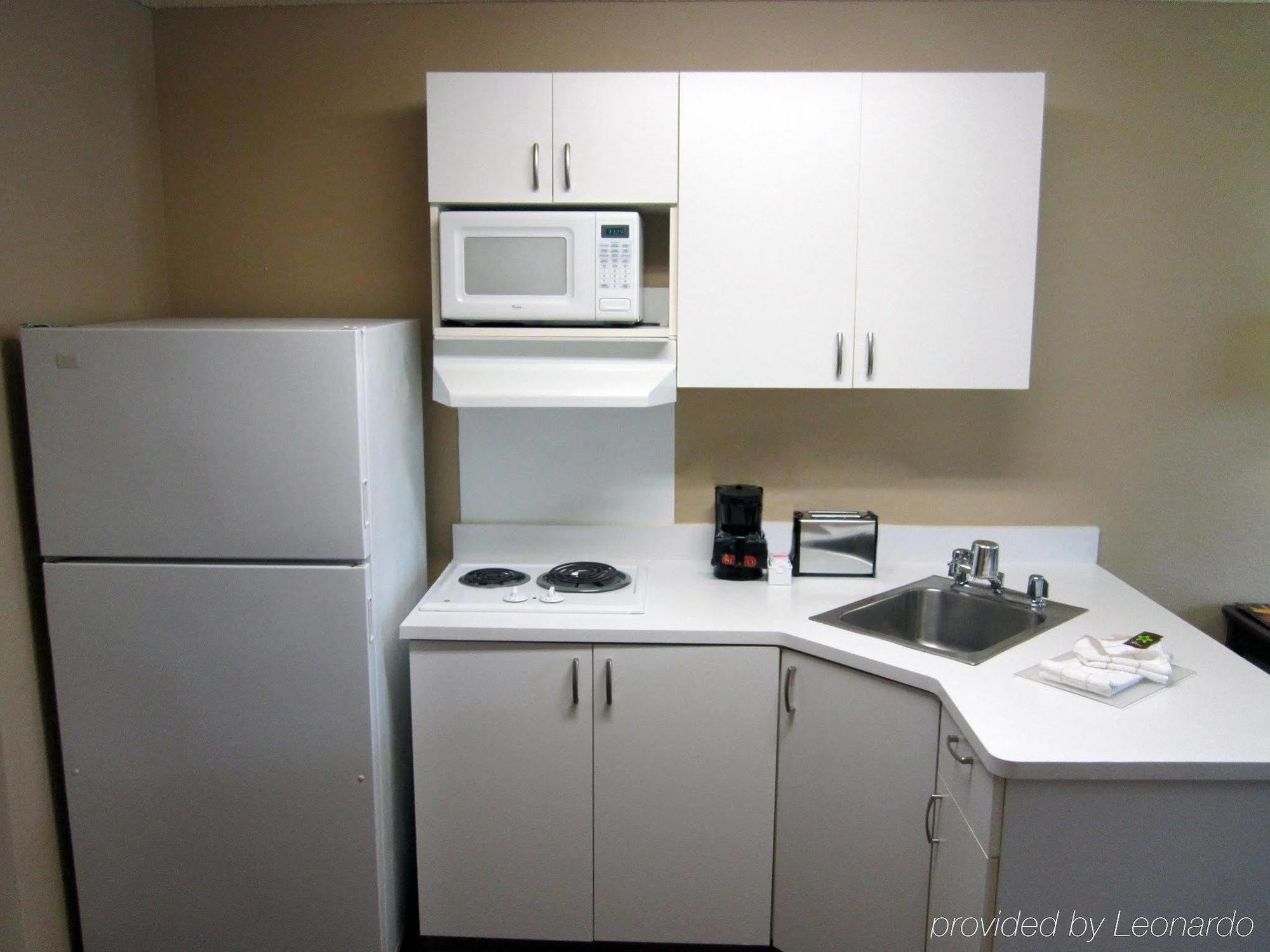 Extended - Orange County - Hills Hotel 2*
